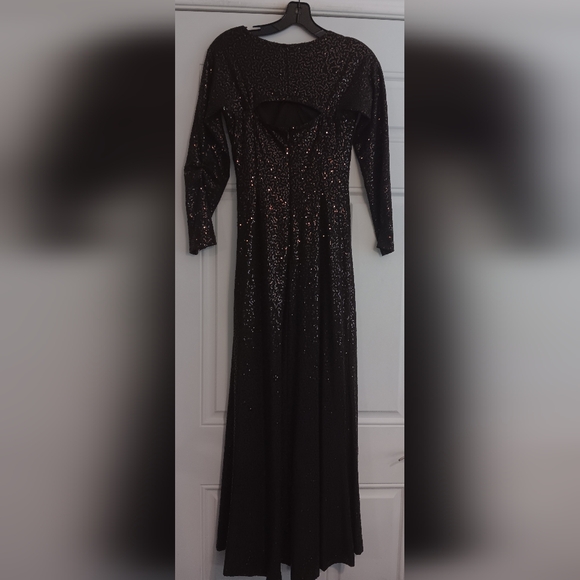 BEAUTIFUL DAVID MEISTER WOMEN'S FORMAL GOWN LONG SLEEVE SEQUINS  SIZE 4 BROWN - Picture 4 of 5
